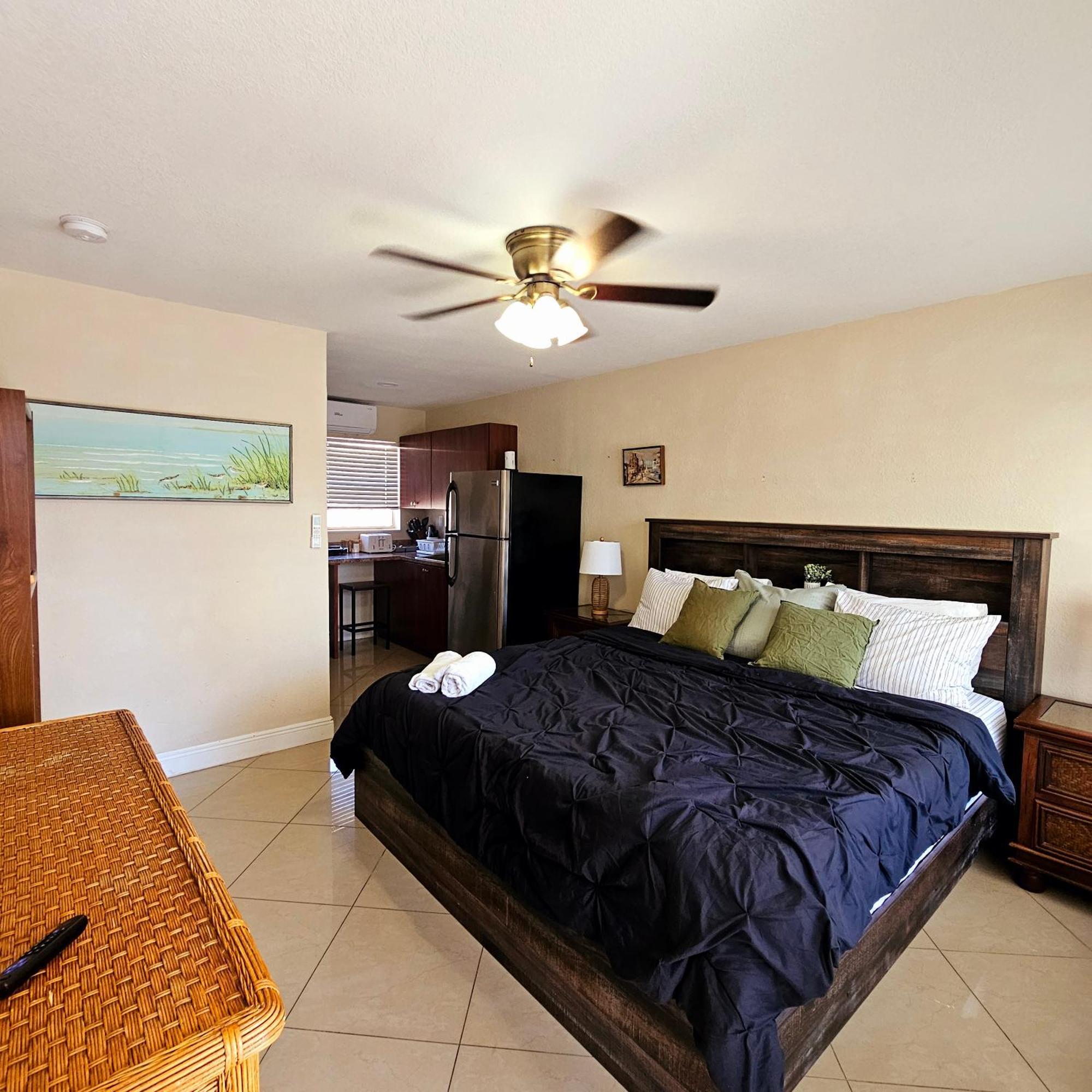 Equipped House W Pool & Patios, Near The Beaches, Prime Location- Ideal For Small Families, Coastal Haven Fort Lauderdale Exterior foto