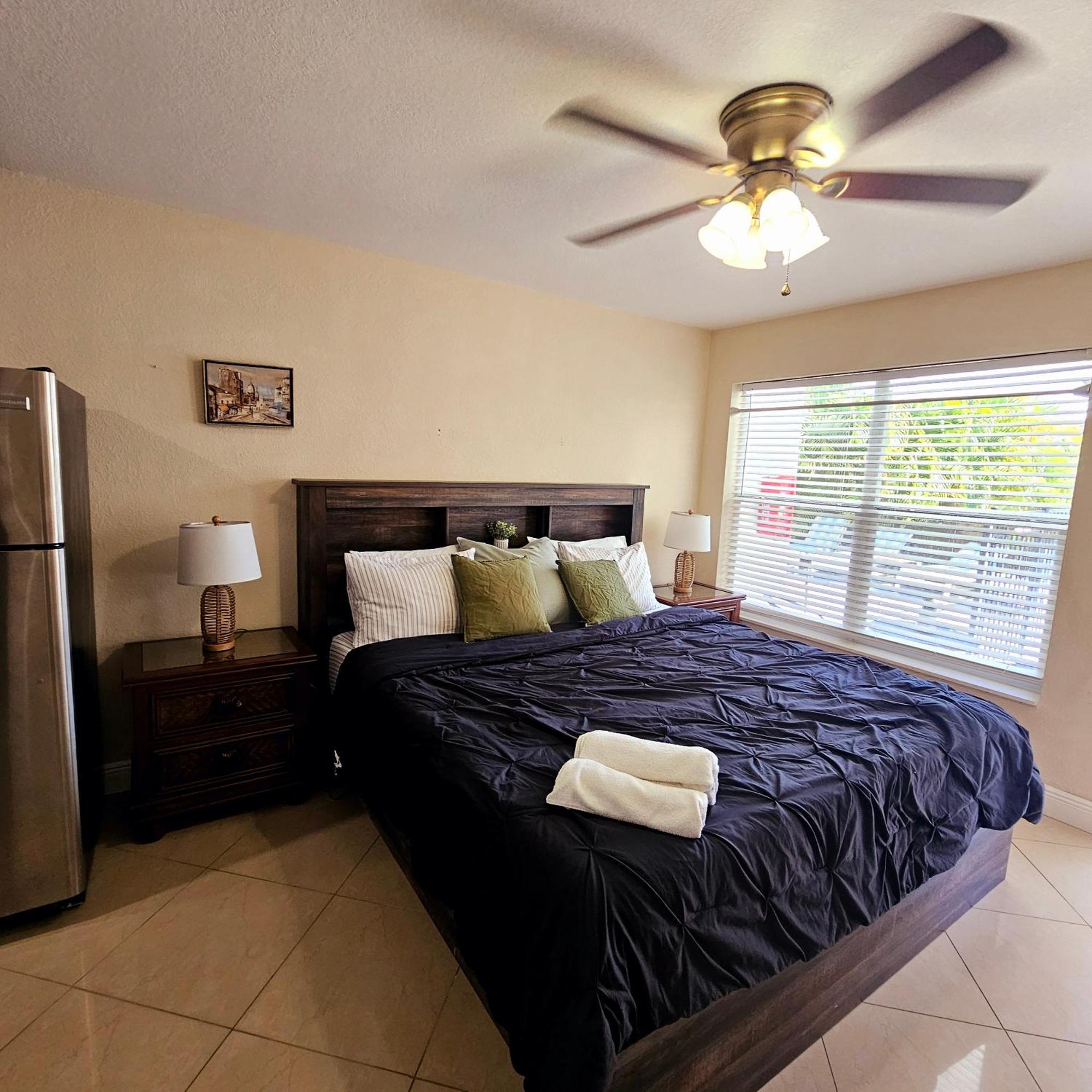 Equipped House W Pool & Patios, Near The Beaches, Prime Location- Ideal For Small Families, Coastal Haven Fort Lauderdale Exterior foto