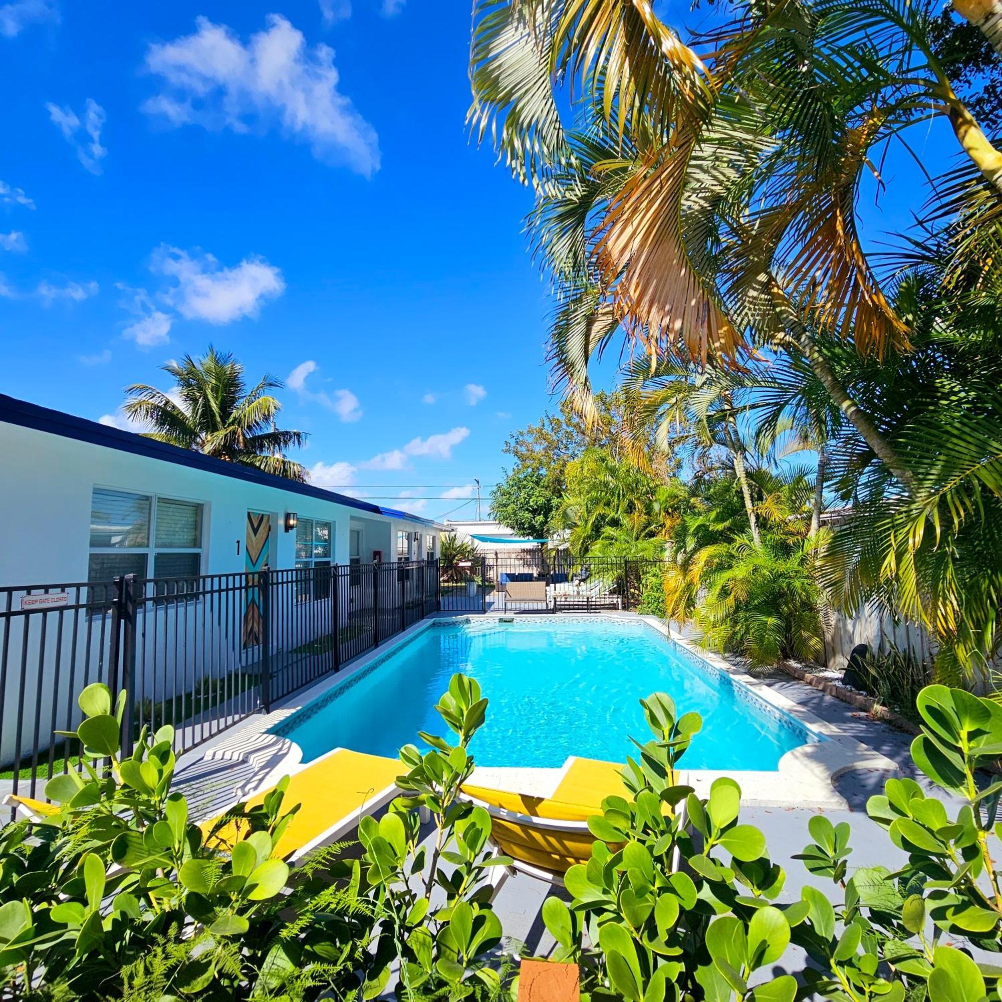 Equipped House W Pool & Patios, Near The Beaches, Prime Location- Ideal For Small Families, Coastal Haven Fort Lauderdale Exterior foto