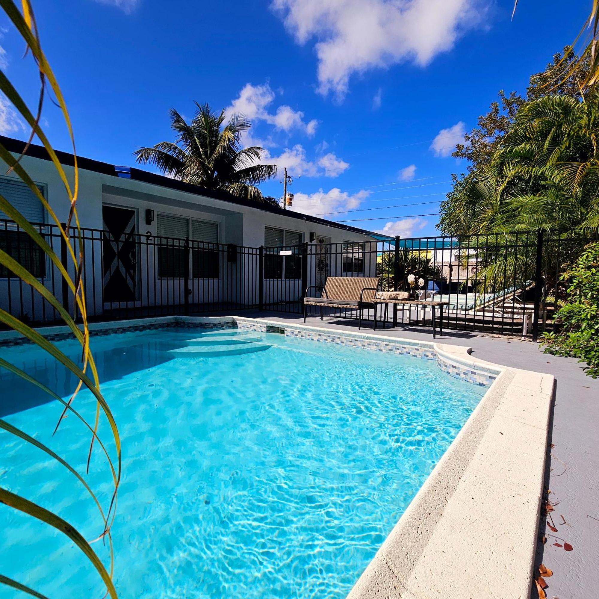 Equipped House W Pool & Patios, Near The Beaches, Prime Location- Ideal For Small Families, Coastal Haven Fort Lauderdale Exterior foto